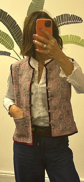quilted cotton waistcoat, padded gilet, padded waistcoat. Handmade waistcoat. Indian cotton block printed padded waistcoat, reversible padded waistcoat with pockets. Spring waistcoat, gilet matelasse